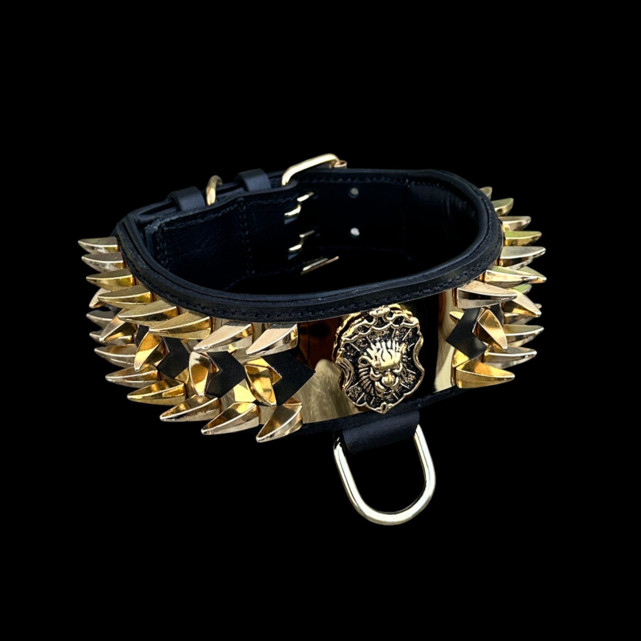 gold_spiked_dog_collar_lion_emblem