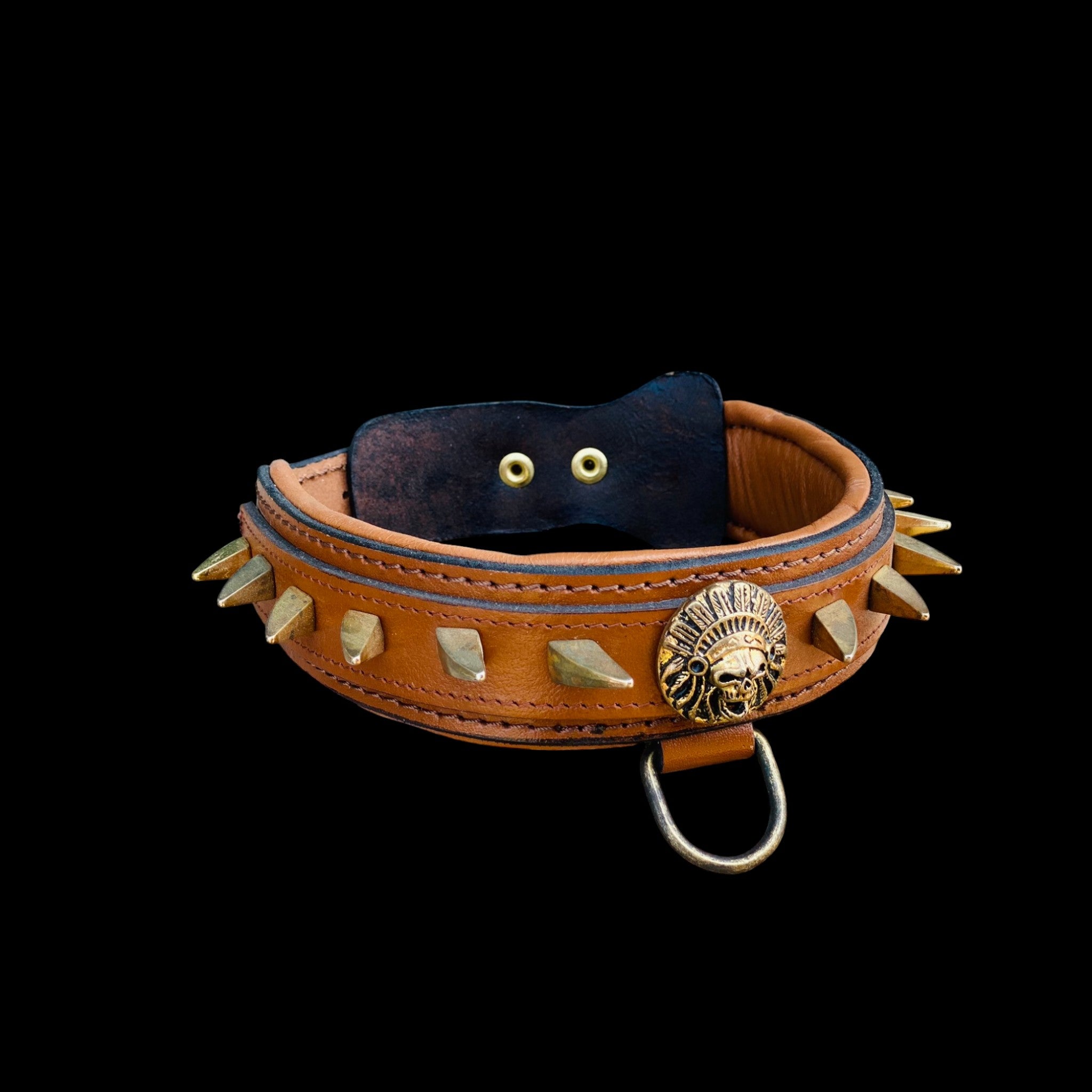 Handmade 4 cm (1.57 inch) wide brown leather dog collar with Native American logo and gold ivory spikes.
