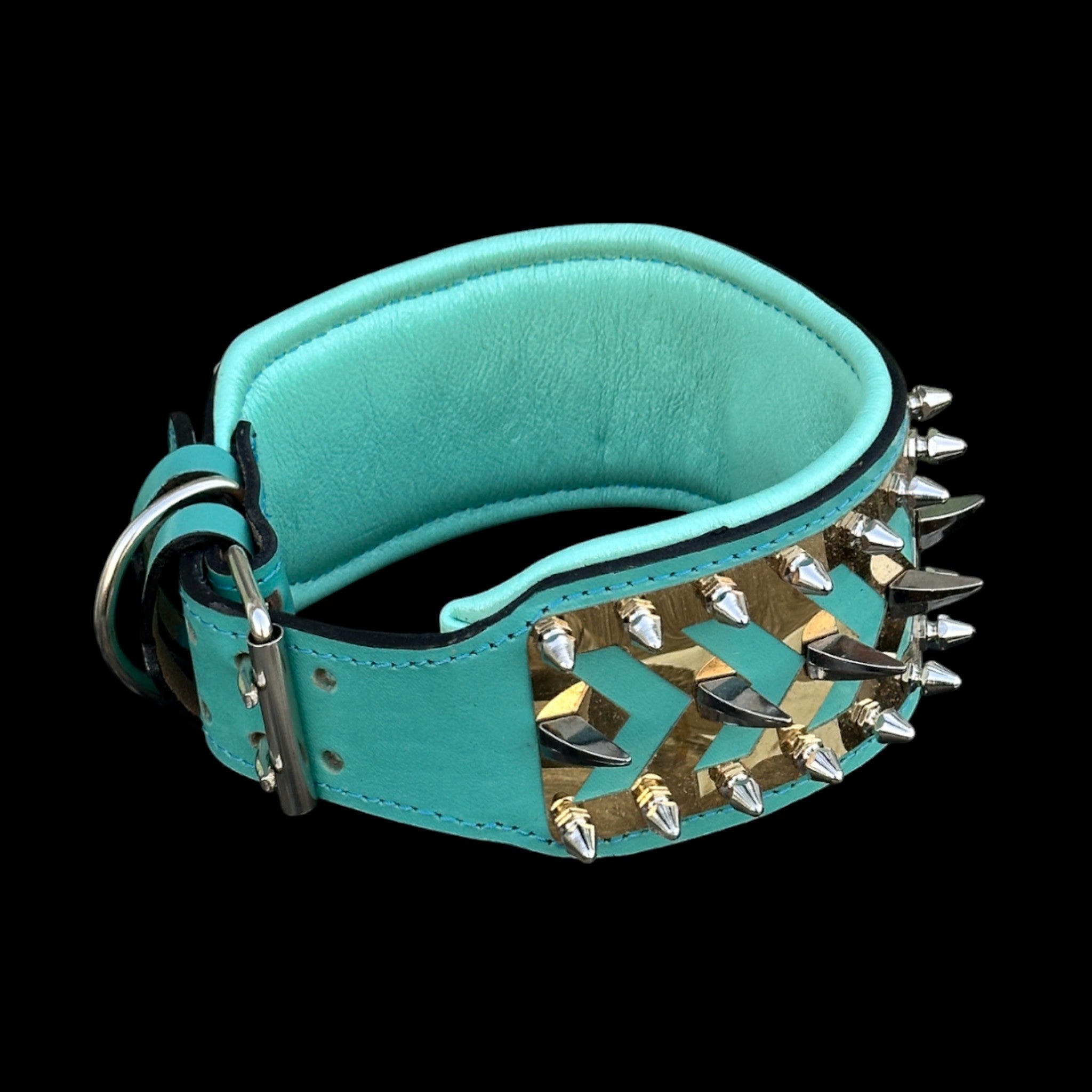 Front angle of Lion Emperor collar showing luxury craftsmanship and steel hardware.