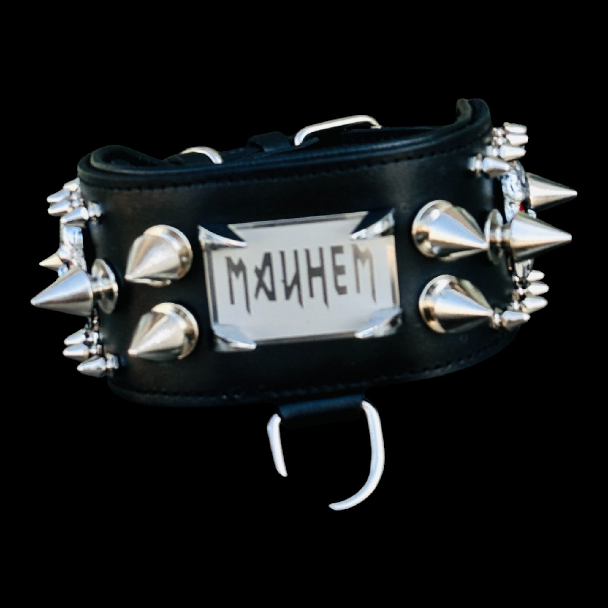 Durable spiked collar for K9, Doberman, and Malinois