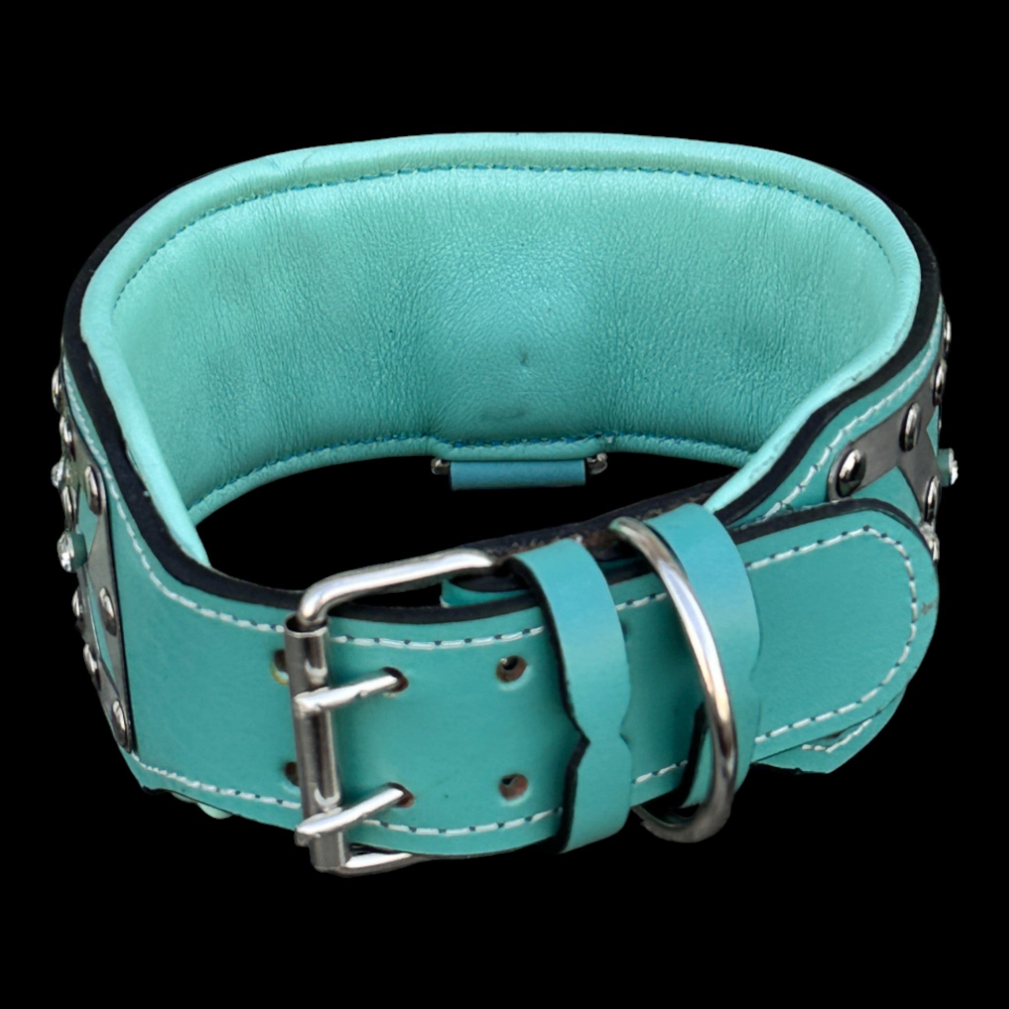 Handmade luxury dog collar for K9 breeds