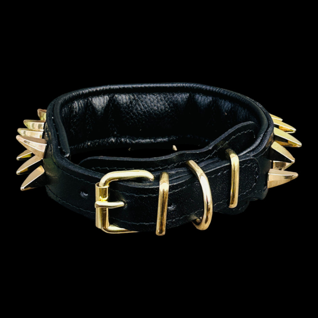 1.37 inch gold spiked collar for medium dogs