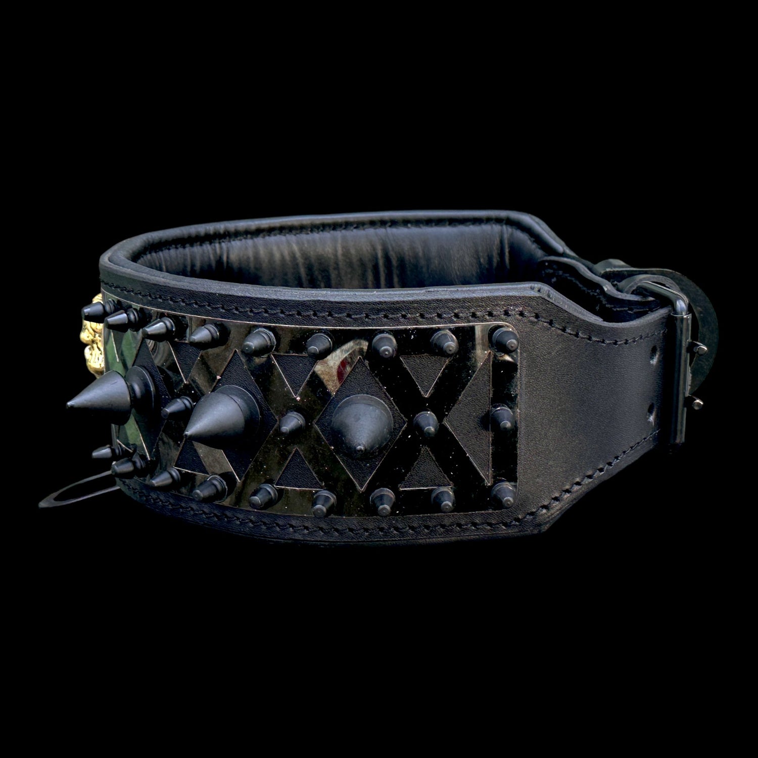 Heavy-duty black leather dog collar with Punisher logo and spikes, designed for large breeds, by Mağazam.