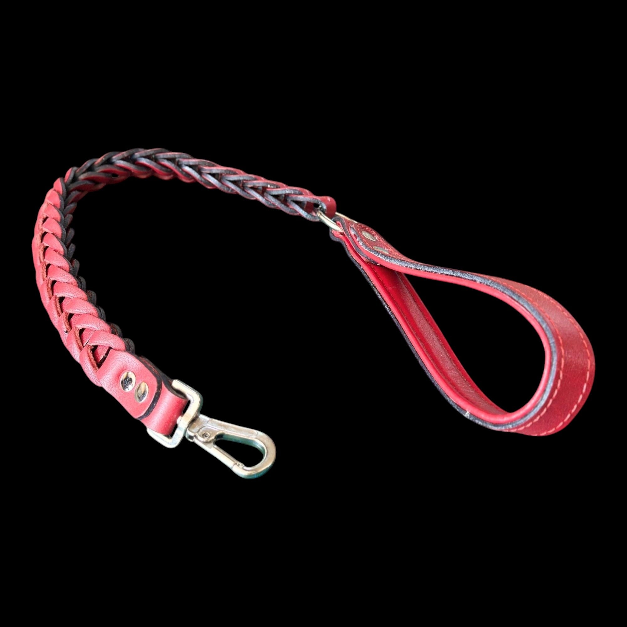 A&C Dog Collars 80cm red braided leather dog leash with a sturdy handle and heavy-duty metal snap hook.