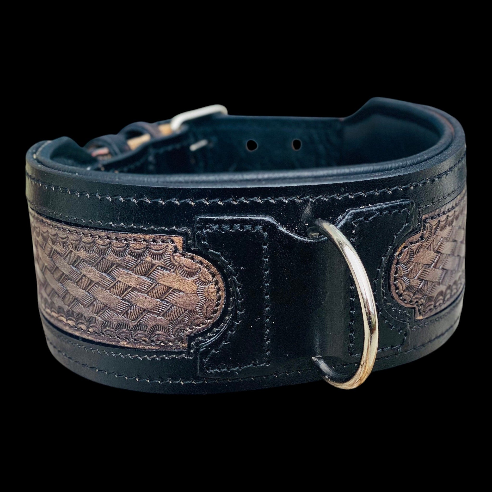 A&C Dog Collars marka, el yapımı, siyah ve kahverengi desenli, paslanmaz çelik halkalı hakiki manda derisi köpek tasması.