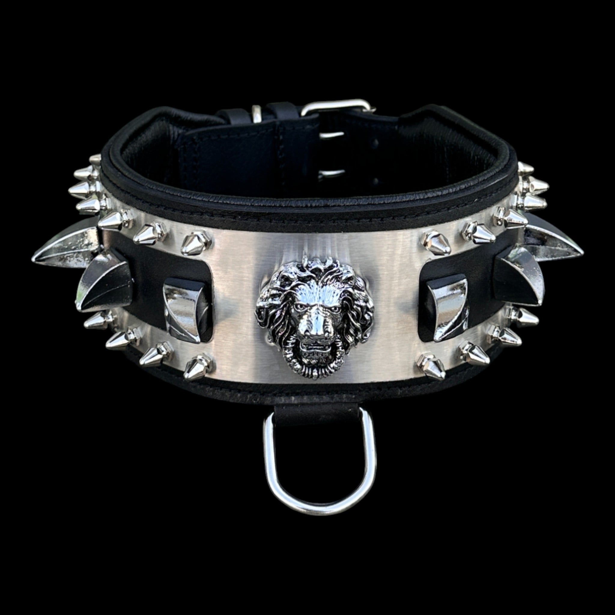 Luxury handcrafted lion emblem dog collar