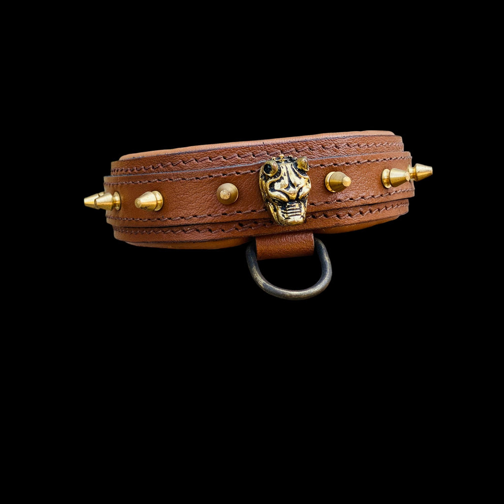 Brown leather dog collar 4cm width with gold bully head logo and riveted spikes – heavy duty collar for strong dogs: Cane Corso, Rottweiler, Kangal, Doberman, American Bully, Malinois