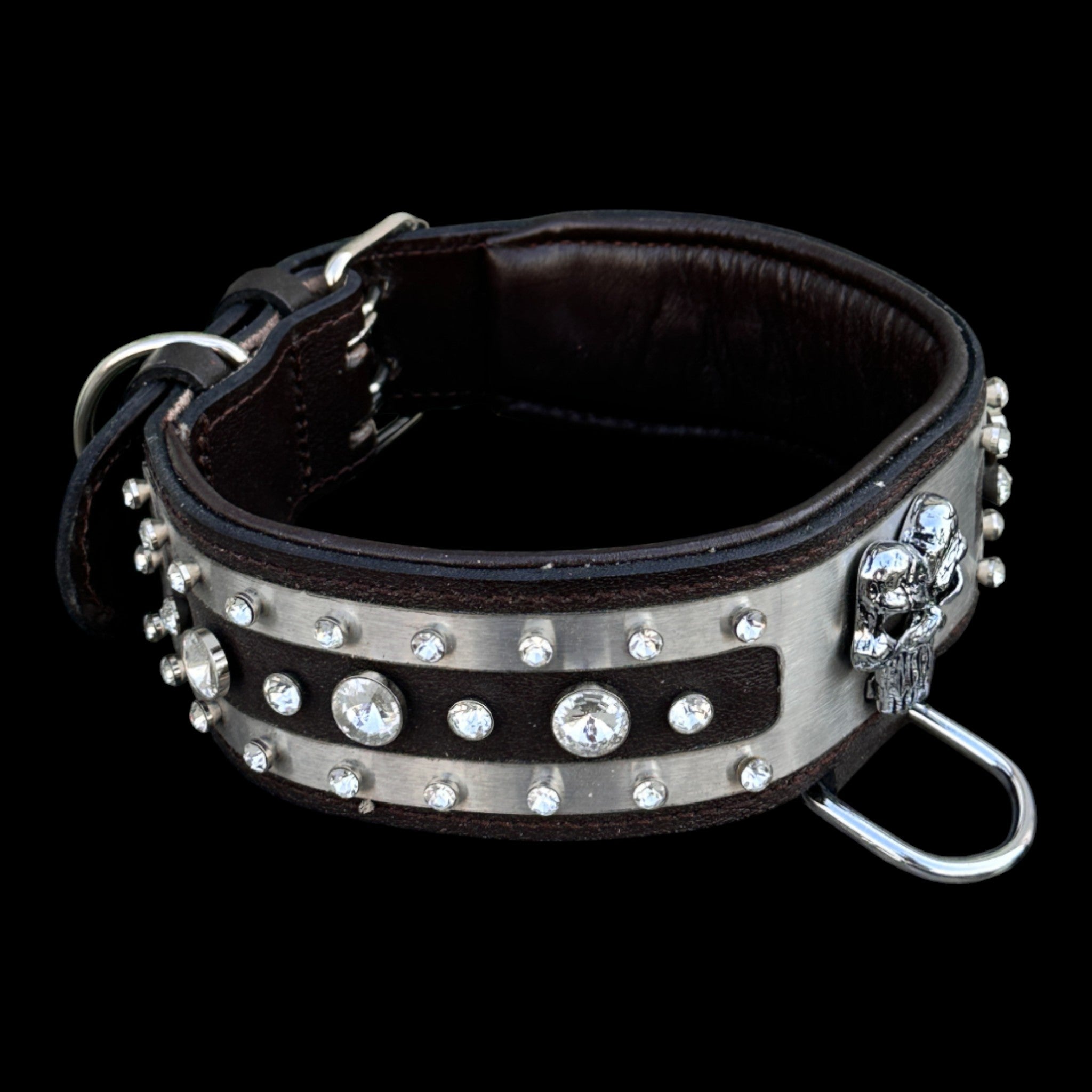 Elegant yet strong dog collar for Rottweiler and Kangal breeds