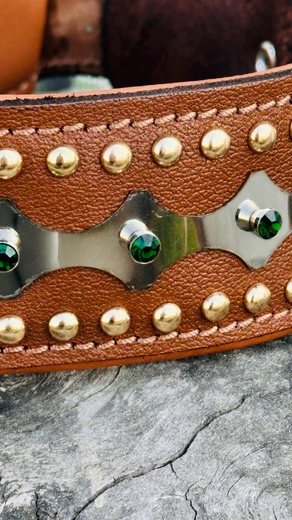 Handcrafted Leather Dog Collar with Sparkling Crystals – Elegant and Durable