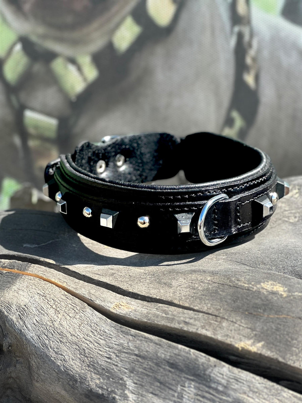 4 CM Handmade Leather Dog Collar with Pyramid Studs – Stylish & Durable for Medium Breeds