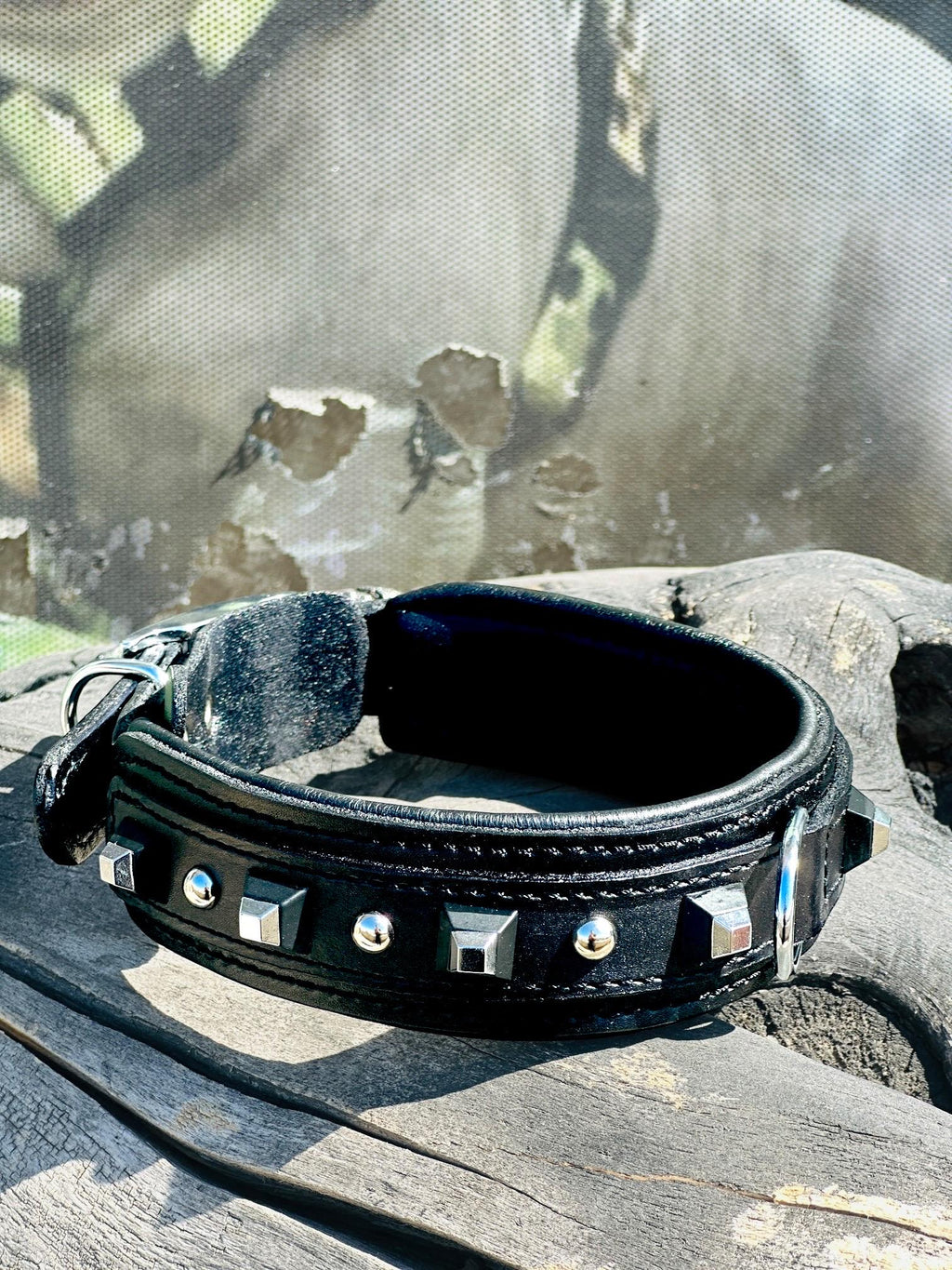 4 CM Handmade Leather Dog Collar with Pyramid Studs – Stylish & Durable for Medium Breeds